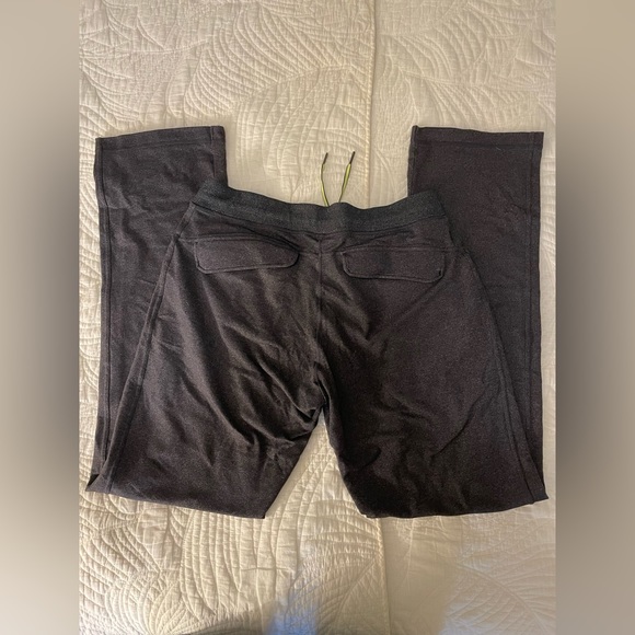 Lulu Lemon sweatpants - Picture 2 of 8